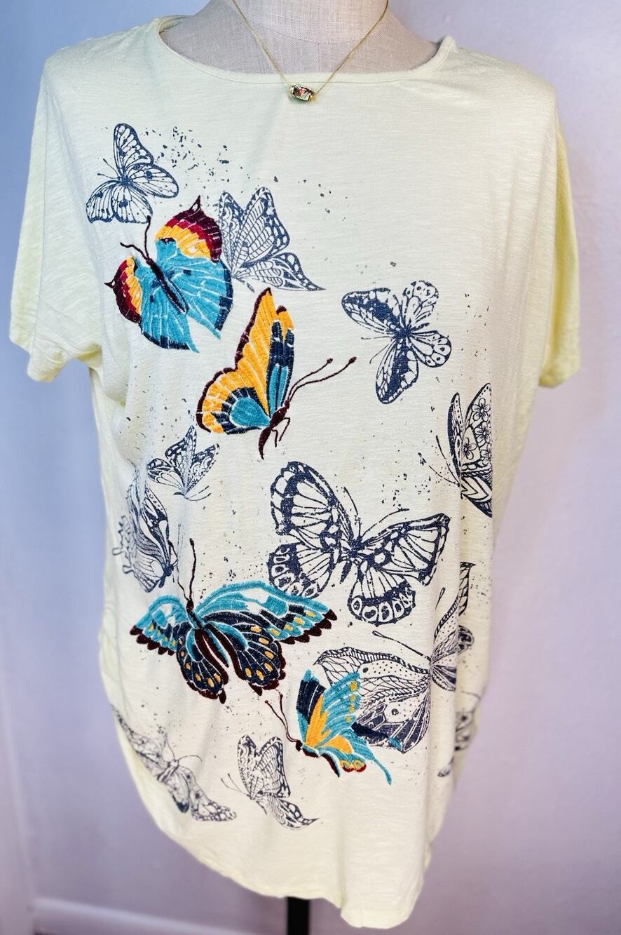 Y2K Butterfly Embroidered Whimsy Plus 1X Butter Yellow Cinched Side Top